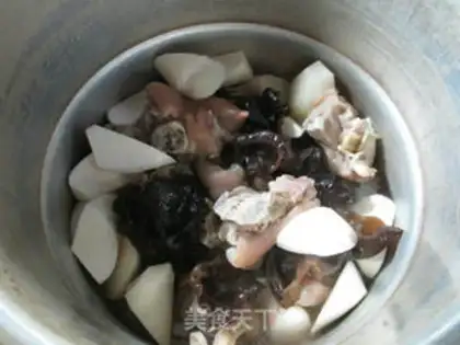 Make ♪ Black-muck, white-eared pig hoof ♪ step 8