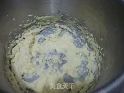 Make Peanut butter, pine pine crackers step 3