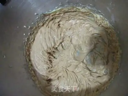 Make Peanut butter, pine pine crackers step 5