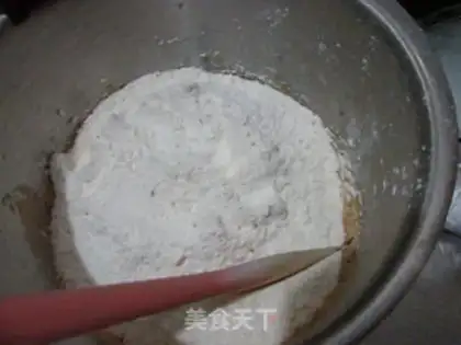 Make Peanut butter, pine pine crackers step 6