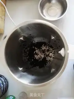 Make Black sesame paste step 2