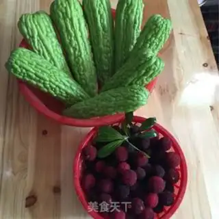 Make Ice cream and melon step 0