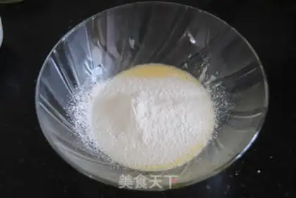 Make Fruitcake rolls step 3