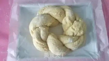 Make Egg-milk coconut bread ring step 28