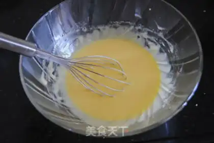 Make Fruitcake rolls step 4