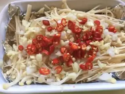 Make Tinpaper and gin mushrooms step 1