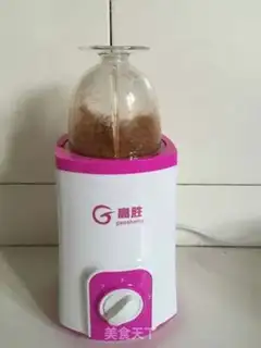 Make Red-tree yogurt step 1