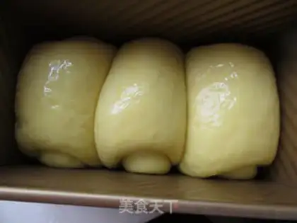 Make Egg yolk toast step 6