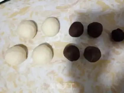 Make Chocolate buns step 3