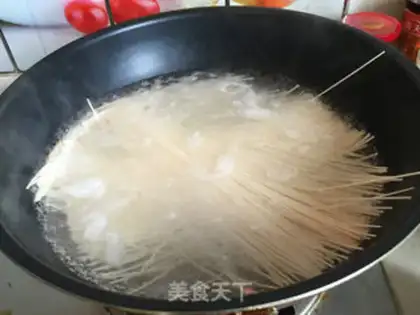 Make Three shrimp noodles step 13