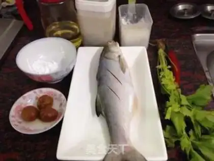 Make Sour plum evaporate midday fish step 0