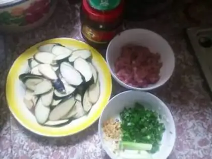 Make Meat and eggplant step 0