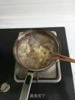 Make Pink mushroom egg soup step 5
