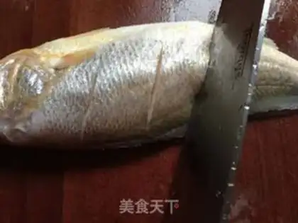 Make Roller roasted yellow fish step 4
