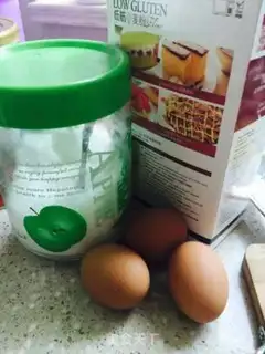 Make Italian sponge cake step 0