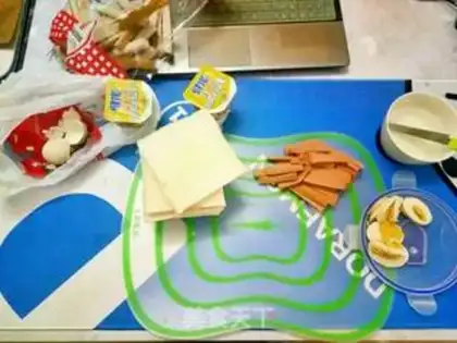 Make Homemade yogurt sandwich step 1