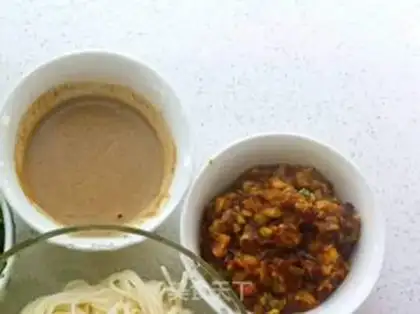 Make Simple noodles step 1