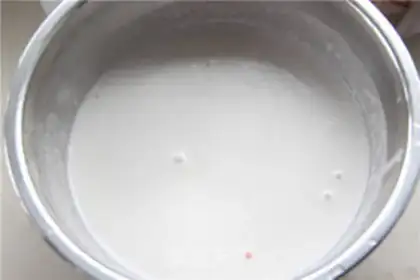 Make Coconut horse hoof cake step 3