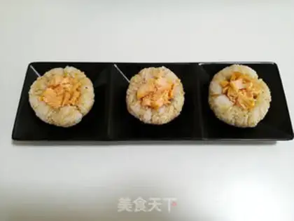 Make Curry salmon sushi step 12