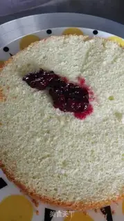 Make Swedish princess cake step 1
