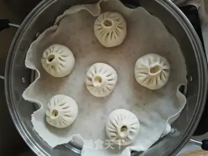 Make Spicy egg buns step 17