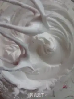 Make Rose cream cake step 2