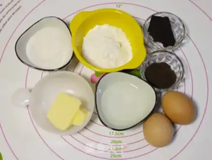 Make Chocolate cupcakes step 0