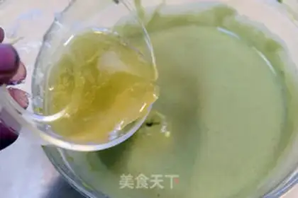 Make Put on some frozen cheese step 5