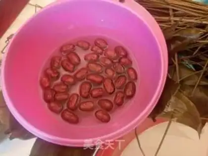 Make Red-tree palm and salted meat step 1