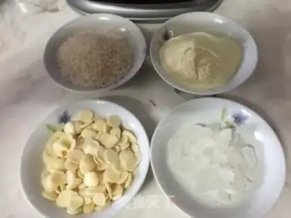 Make Almond Lou step 0