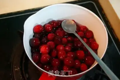 Make Cranberry jam step 2