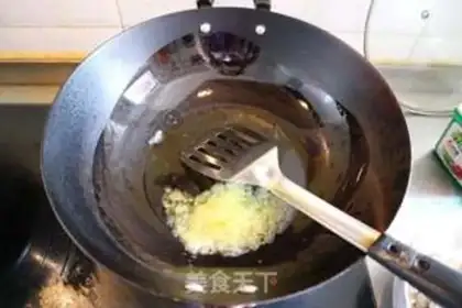 Make Chicken claws in the private room step 3