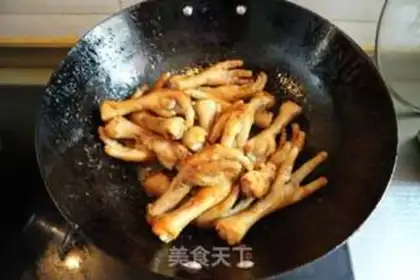 Make Chicken claws in the private room step 6