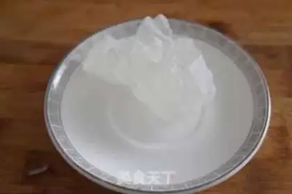 Make A radish iced silver spoon step 2