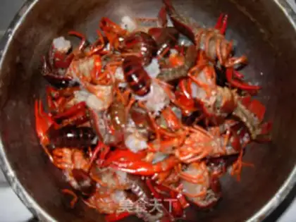 Make Spicy lobster step 0