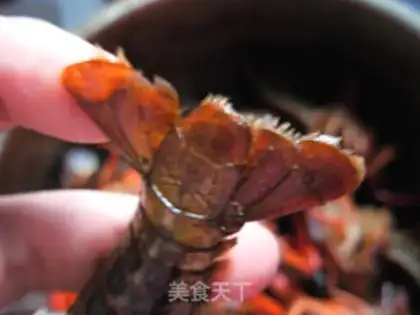 Make Spicy lobster step 1