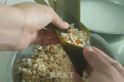 Make Take the chicken leg and the egg yellow step 13