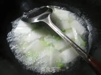 Make Squeeze the cabbage and cook the melon step 3