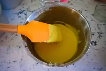 Make Pink cherry double cake step 4