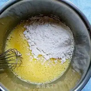 Make Coconut rainbow cake step 2