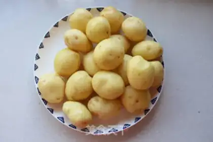 Make Scorched potatoes step 1