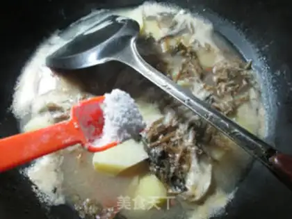 Make Crab potato soup step 5