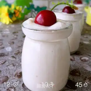 Make Homemade red sugar yogurt step 7