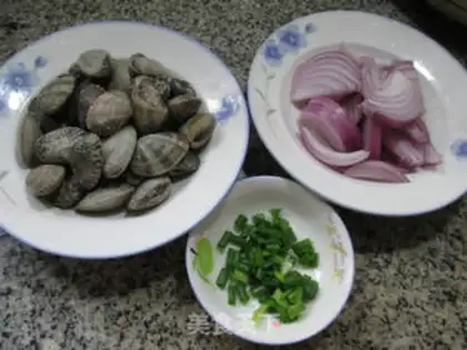 Make Onion-cracking clams step 0