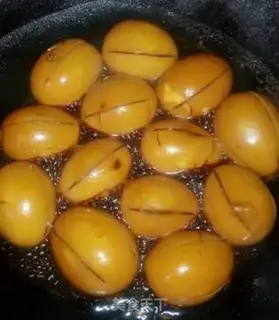 Make Delicious beer eggs step 2