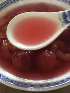 Make Ice cold cherry juice step 1