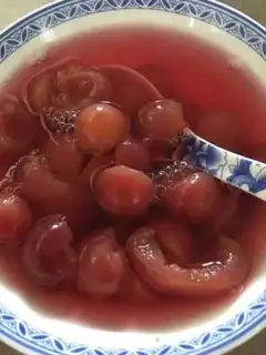 Make Ice cold cherry juice step 2