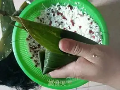 Make Red bean dates step 4