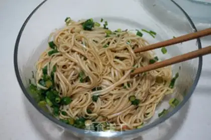 Make Onion sauce noodles step 7