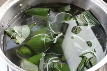 Make Rose sauce, red bean dates step 7